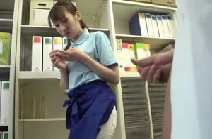 Lén nhìn cặp vú của chịu hàng xóm mà buồi nứng quá